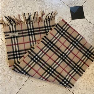 Burberry scarf, authentic, 100% cashmere